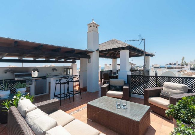 Apartamento en San Pedro de Alcántara - 01 - Las Adelfas 1st line beach Penthouse