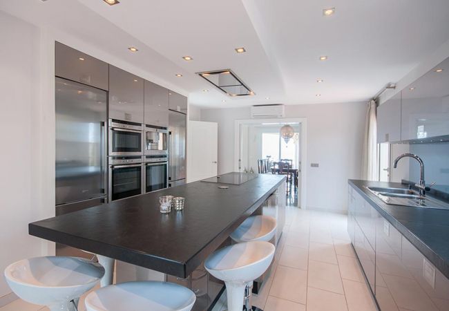 Villa en Estepona - 09 - 5 Bed Luxury Villa walking distance to the be Villa en Estepona - 09 - 5 Bed Luxury Villa walking distance to the be