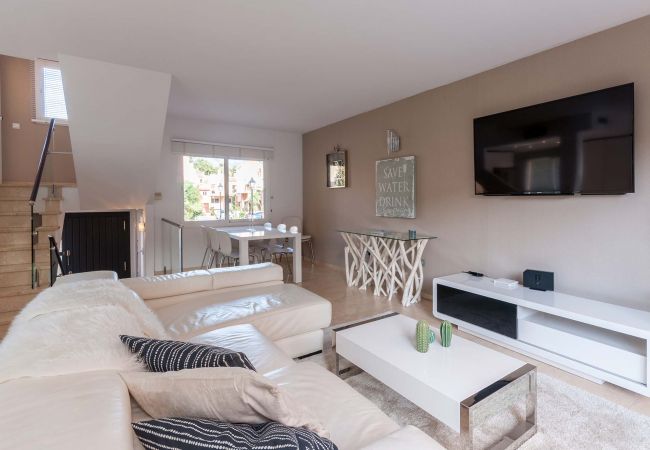 Casa adosada en Nueva andalucia - 47 - Condes de Iza 4 bed townhouse Casa adosada en Nueva andalucia - 47 - Condes de Iza 4 bed townhouse