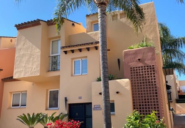 Casa adosada en Nueva andalucia - 47 - Condes de Iza 4 bed townhouse Casa adosada en Nueva andalucia - 47 - Condes de Iza 4 bed townhouse