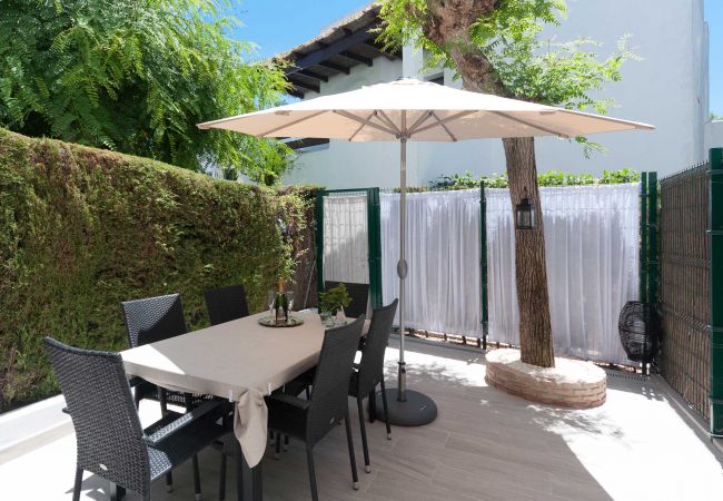 Apartamento en San Pedro de Alcántara - 43 -  Frontline beach Townhouse in Urb. Guadalvill Apartamento en San Pedro de Alcántara - 43 -  Frontline beach Townhouse in Urb. Guadalvill