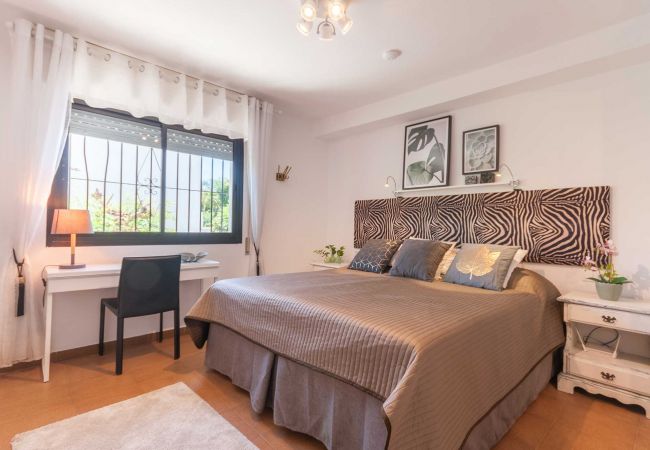 Apartamento en San Pedro de Alcántara - 43 -  Frontline beach Townhouse in Urb. Guadalvill Apartamento en San Pedro de Alcántara - 43 -  Frontline beach Townhouse in Urb. Guadalvill