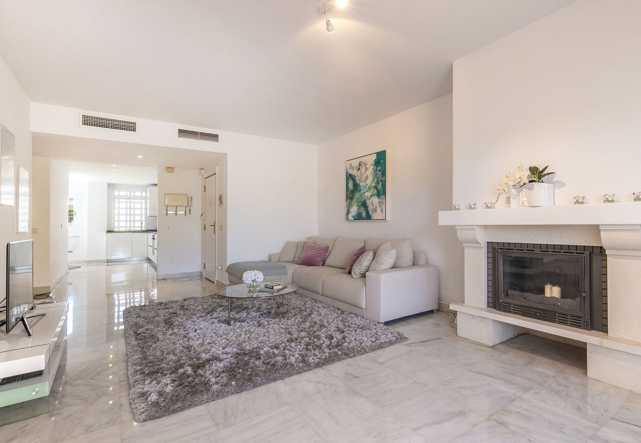 Apartamento en San Pedro de Alcántara - 29 - Las Adelfas Modern 2 bed