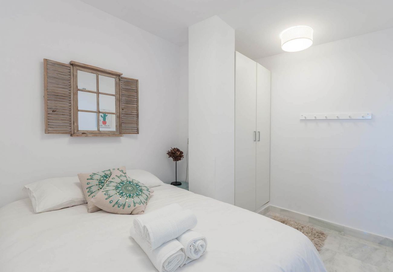 Apartamento en San Pedro de Alcántara - 48 - Las Adelfas modern 4 bed