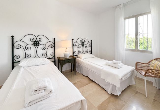 Apartamento en San Pedro de Alcántara - 18 - Castiglione 2 bed holiday rental Apartamento en San Pedro de Alcántara - 18 - Castiglione 2 bed holiday rental