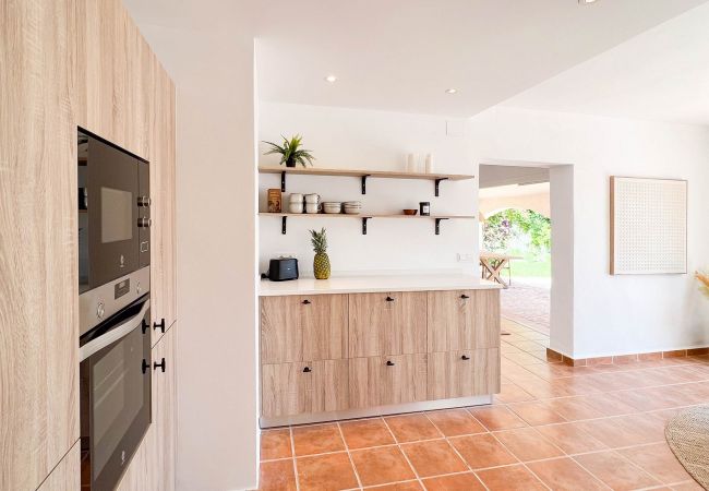 Villa en San Pedro de Alcántara - 05 - Villa Ivory Beach House w pool heating Villa en San Pedro de Alcántara - 05 - Villa Ivory Beach House w pool heating