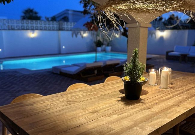 Villa en San Pedro de Alcántara - 05 - Villa Ivory Beach House w pool heating Villa en San Pedro de Alcántara - 05 - Villa Ivory Beach House w pool heating