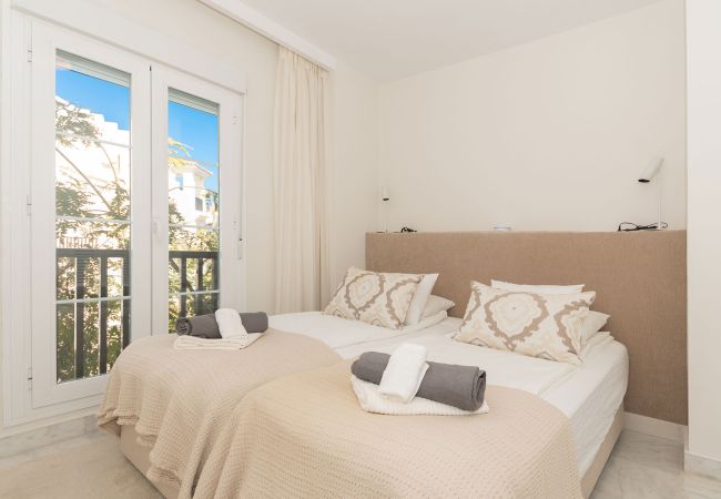 Apartamento en San Pedro de Alcántara - 17 - Modern front line beach apartment Las Adelfas Apartamento en San Pedro de Alcántara - 17 - Modern front line beach apartment Las Adelfas