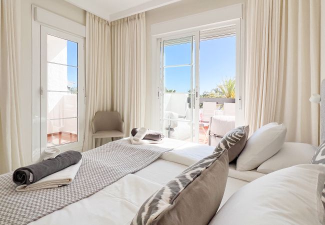 Apartamento en San Pedro de Alcántara - 17 - Modern front line beach apartment Las Adelfas Apartamento en San Pedro de Alcántara - 17 - Modern front line beach apartment Las Adelfas