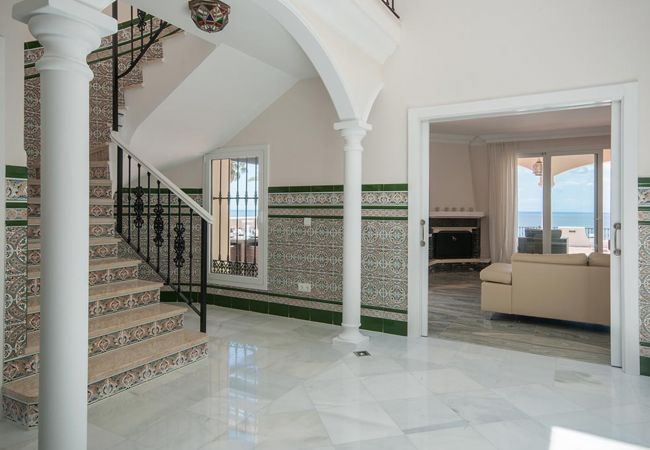 Villa in Estepona - 09 - 5 Bed Luxury Villa walking distance to the be