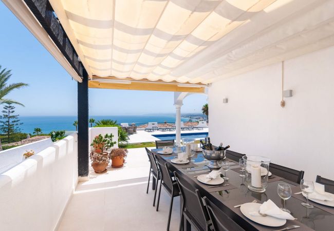 Villa in Estepona - 09 - 5 Bed Luxury Villa walking distance to the be Villa in Estepona - 09 - 5 Bed Luxury Villa walking distance to the be