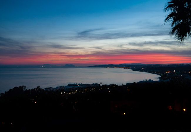 Villa in Estepona - 09 - 5 Bed Luxury Villa walking distance to the be Villa in Estepona - 09 - 5 Bed Luxury Villa walking distance to the be