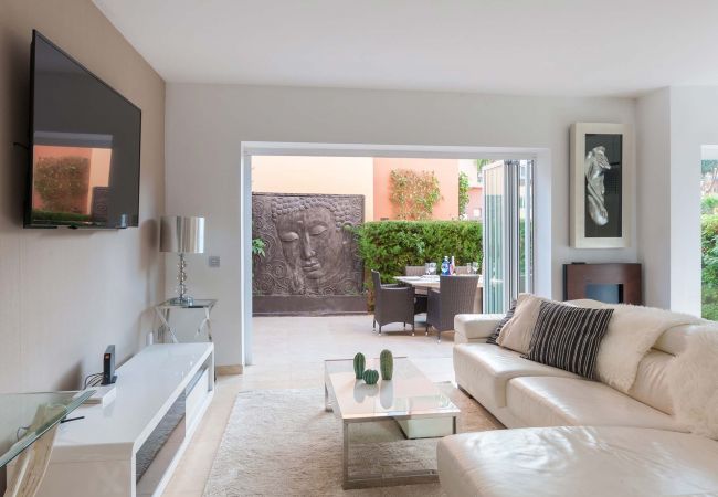 Townhouse in Nueva andalucia - 47 - Condes de Iza 4 bed townhouse