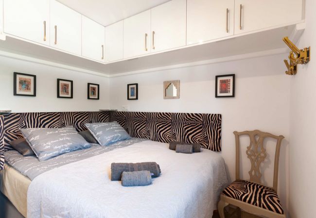 Apartment in San Pedro de Alcántara - 43 -  Frontline beach Townhouse in Urb. Guadalvill Apartment in San Pedro de Alcántara - 43 -  Frontline beach Townhouse in Urb. Guadalvill