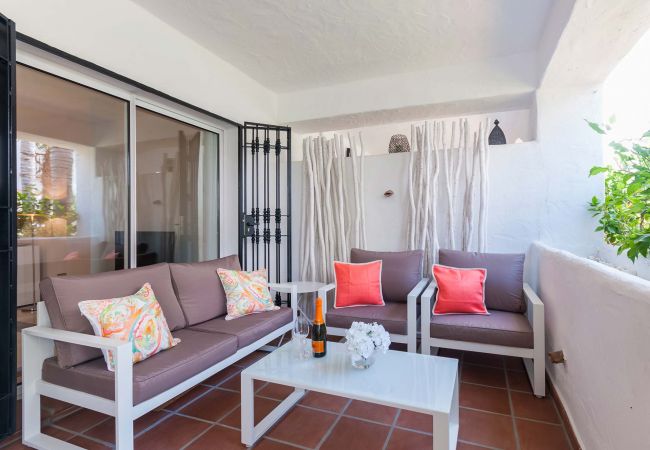 Apartment in San Pedro de Alcántara - 44 - La Mesana Garden Apartment Apartment in San Pedro de Alcántara - 44 - La Mesana Garden Apartment