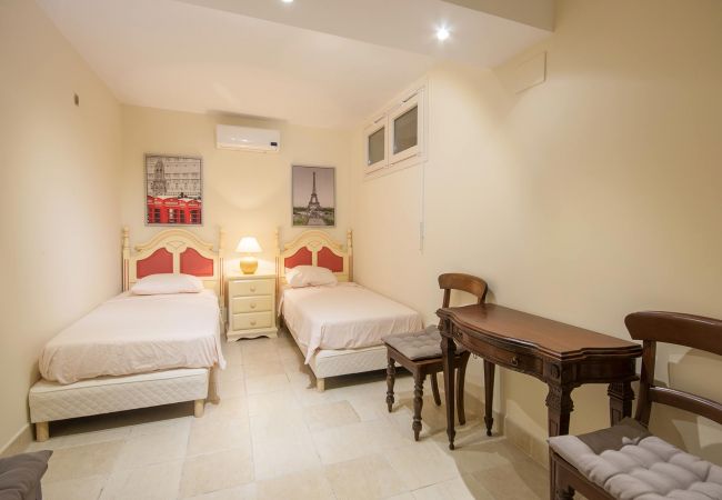 Villa in San Pedro de Alcántara - 02 - Villa del Mar, Lorea Playa Villa in San Pedro de Alcántara - 02 - Villa del Mar, Lorea Playa