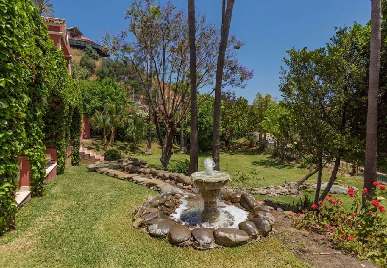 Villa in Benahavís - 04 - Vega Colorado, 12 bed Villa for large groups