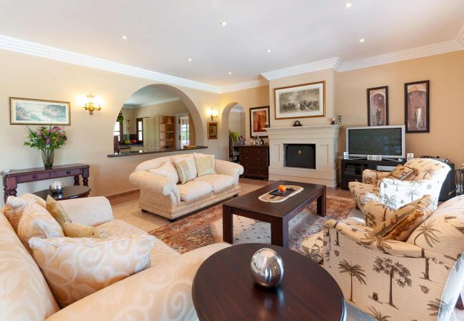 Villa in Estepona - 03 - Villa Africa, 9 bed luxury villa Villa in Estepona - 03 - Villa Africa, 9 bed luxury villa