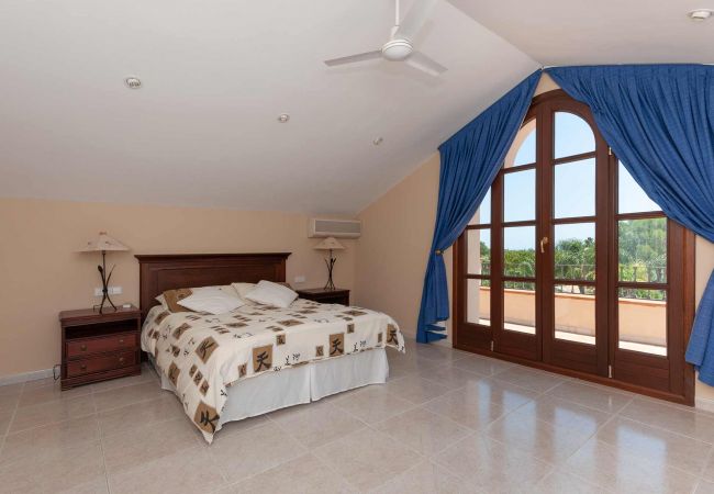 Villa in Estepona - 03 - Villa Africa, 9 bed luxury villa Villa in Estepona - 03 - Villa Africa, 9 bed luxury villa