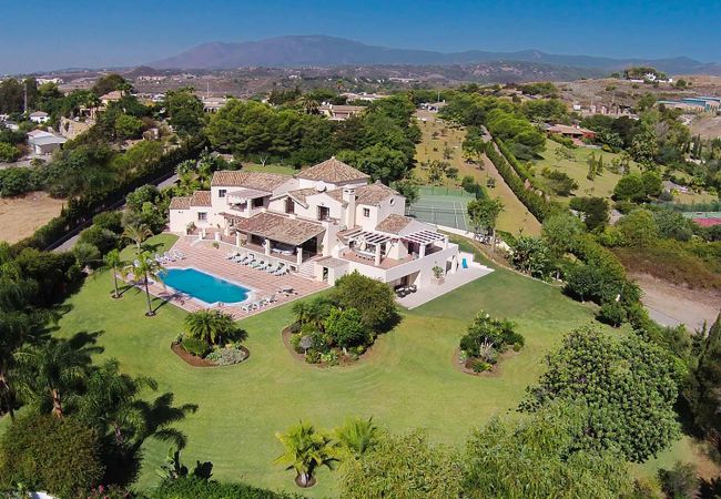 Villa in Estepona - 03 - Villa Africa, 9 bed luxury villa Villa in Estepona - 03 - Villa Africa, 9 bed luxury villa