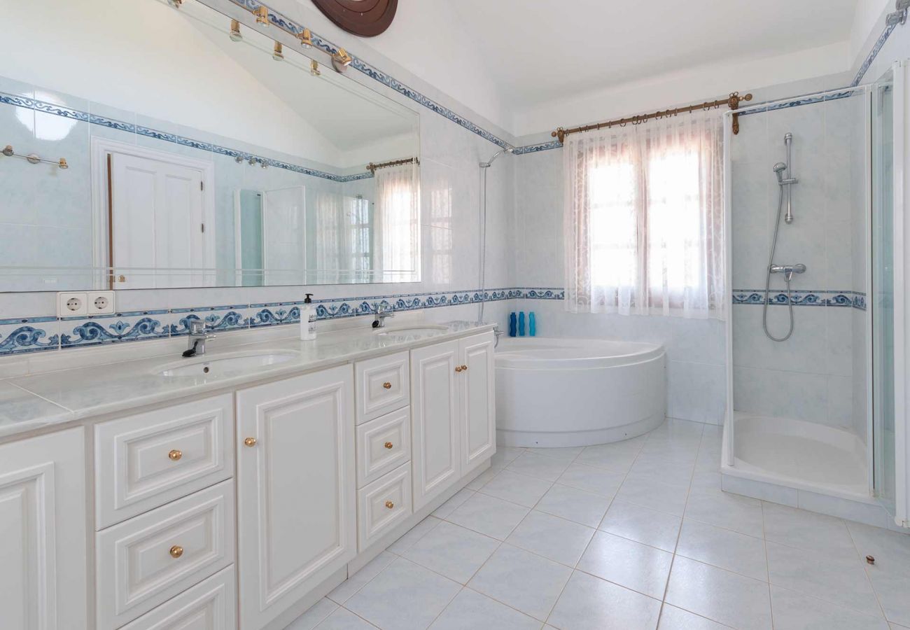 Villa in Estepona - 03 - Villa Africa, 9 bed luxury villa Villa in Estepona - 03 - Villa Africa, 9 bed luxury villa