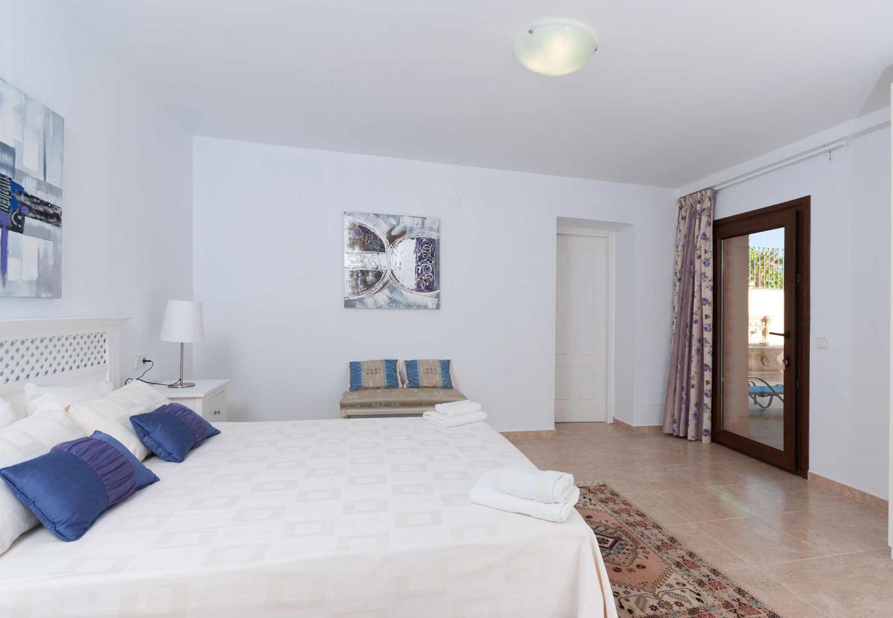 Villa in Estepona - 03 - Villa Africa, 9 bed luxury villa Villa in Estepona - 03 - Villa Africa, 9 bed luxury villa