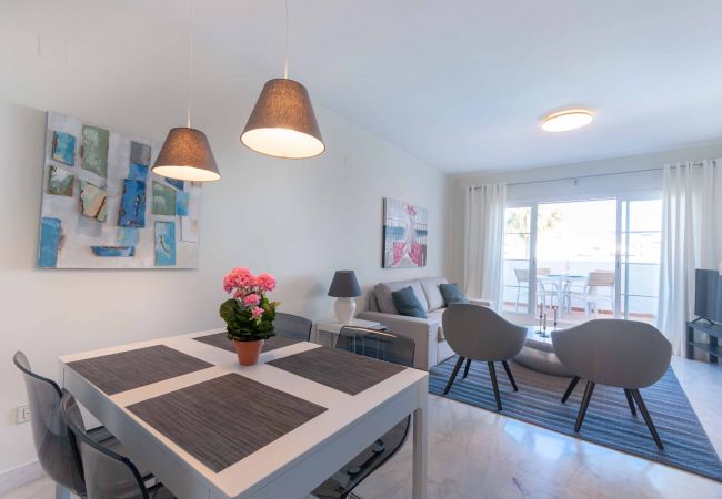 Apartment in San Pedro de Alcántara - 40 - Las Adelfas with Sea Views