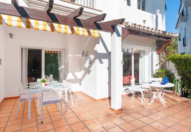 Terraced House in San Pedro de Alcántara - 27 - Front line beach Townhouse  Urb. Castiglione Terraced House in San Pedro de Alcántara - 27 - Front line beach Townhouse  Urb. Castiglione