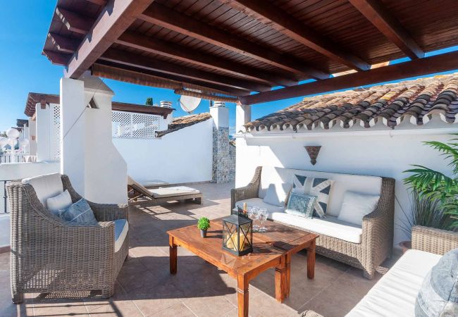  in San Pedro de Alcántara - 27 - 3 Bed Townhouse Front line beach Urb. Castigl