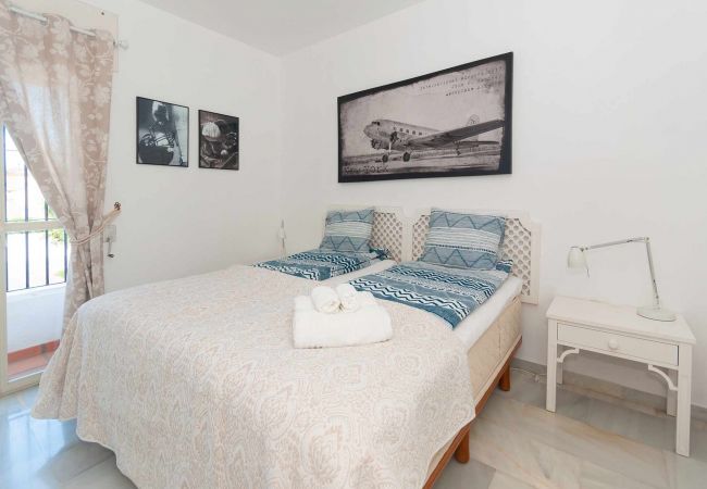 Terraced House in San Pedro de Alcántara - 27 - Front line beach Townhouse  Urb. Castiglione Terraced House in San Pedro de Alcántara - 27 - Front line beach Townhouse  Urb. Castiglione