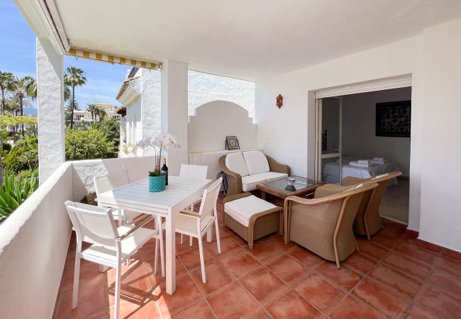 Apartment in San Pedro de Alcántara - 18 - Castiglione 2 bed holiday rental Apartment in San Pedro de Alcántara - 18 - Castiglione 2 bed holiday rental