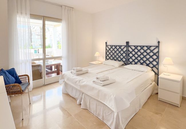 Apartment in San Pedro de Alcántara - 18 - Castiglione 2 bed holiday rental Apartment in San Pedro de Alcántara - 18 - Castiglione 2 bed holiday rental