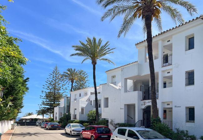 Apartment in San Pedro de Alcántara - 18 - Castiglione 2 bed holiday rental Apartment in San Pedro de Alcántara - 18 - Castiglione 2 bed holiday rental