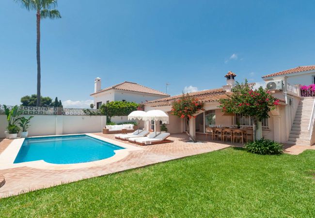 Villa in San Pedro de Alcántara - 05 - Villa Ivory Beach House w pool heating Villa in San Pedro de Alcántara - 05 - Villa Ivory Beach House w pool heating