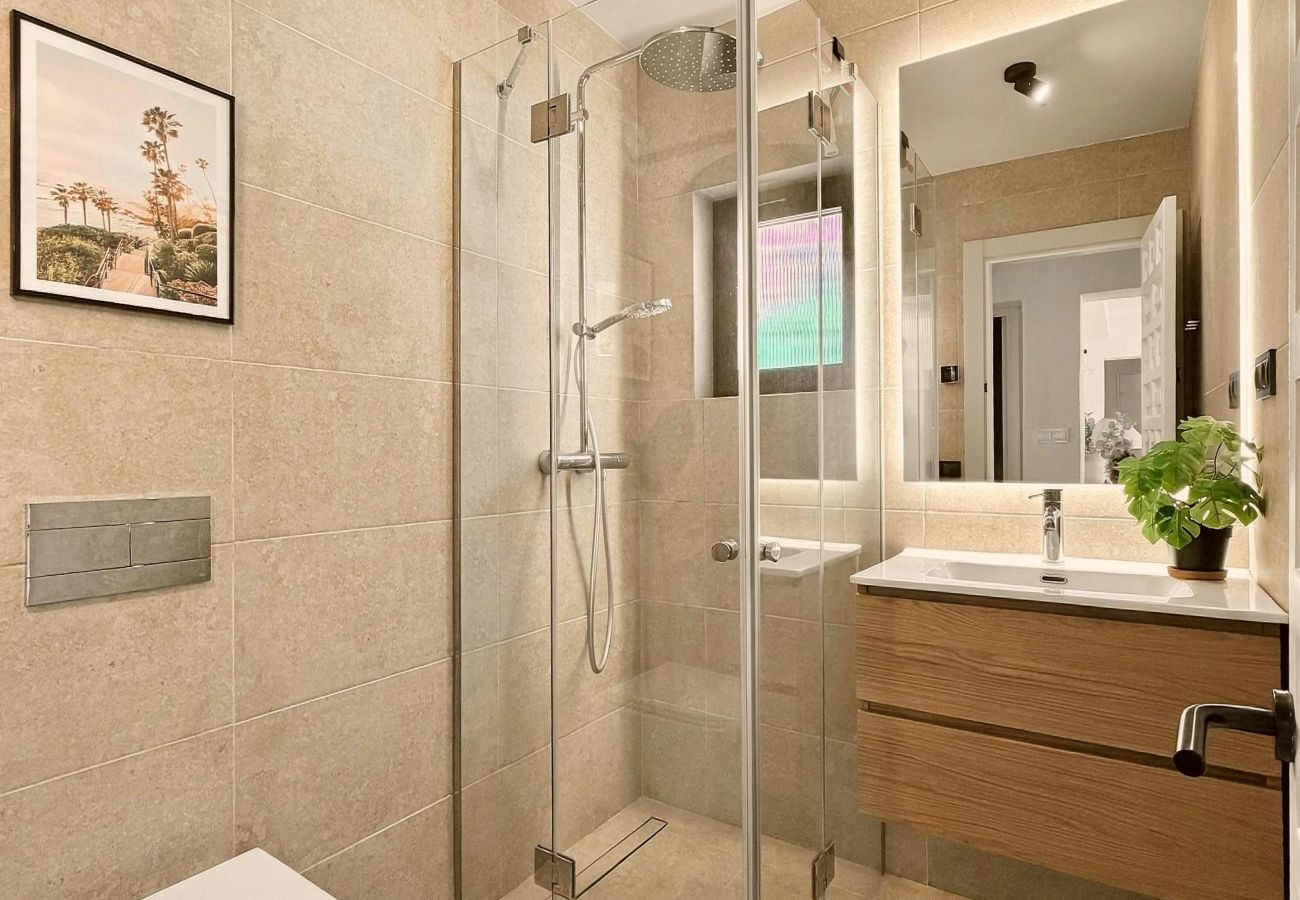 Villa in San Pedro de Alcántara - 05 - Villa Ivory Beach House w pool heating